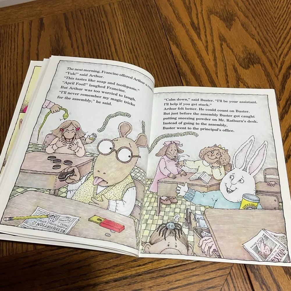 3 Arthur books and 3 Fly Guy books